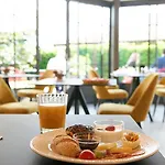 Hotell Cuserina 3*
