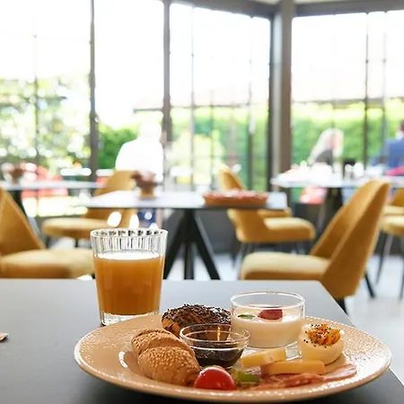 Ξενοδοχείο Cuserina 3*